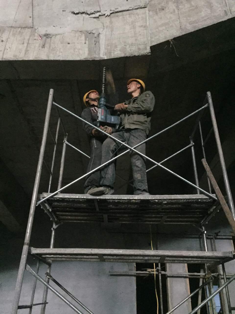 恒盛锚栓施工现场