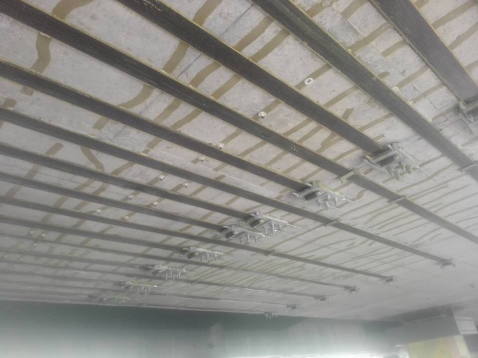 东北大庆团结桥，用东莞恒盛碳纤维布加固原因？