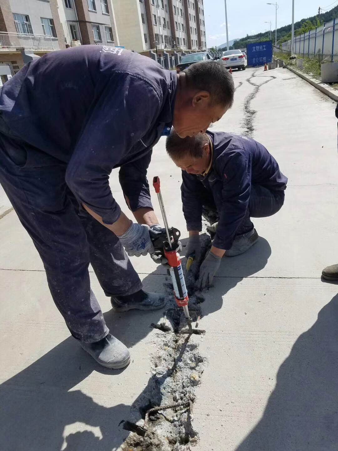 恒盛植筋胶为您的工程保驾护航！