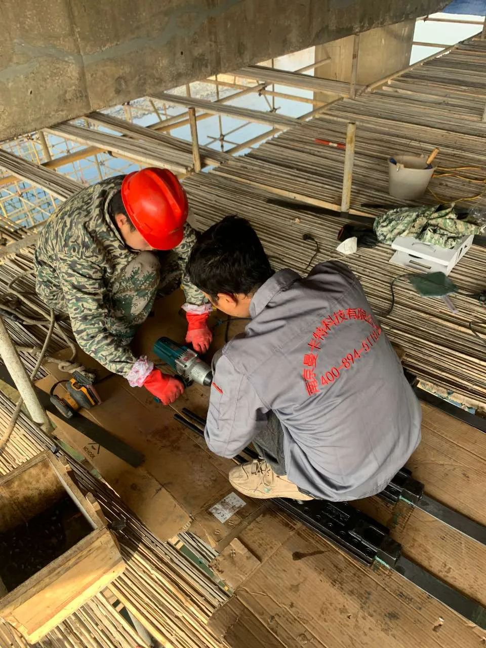 嘉禾县车头桥加固工程 东莞恒盛预应力碳纤维板锚具献策献力